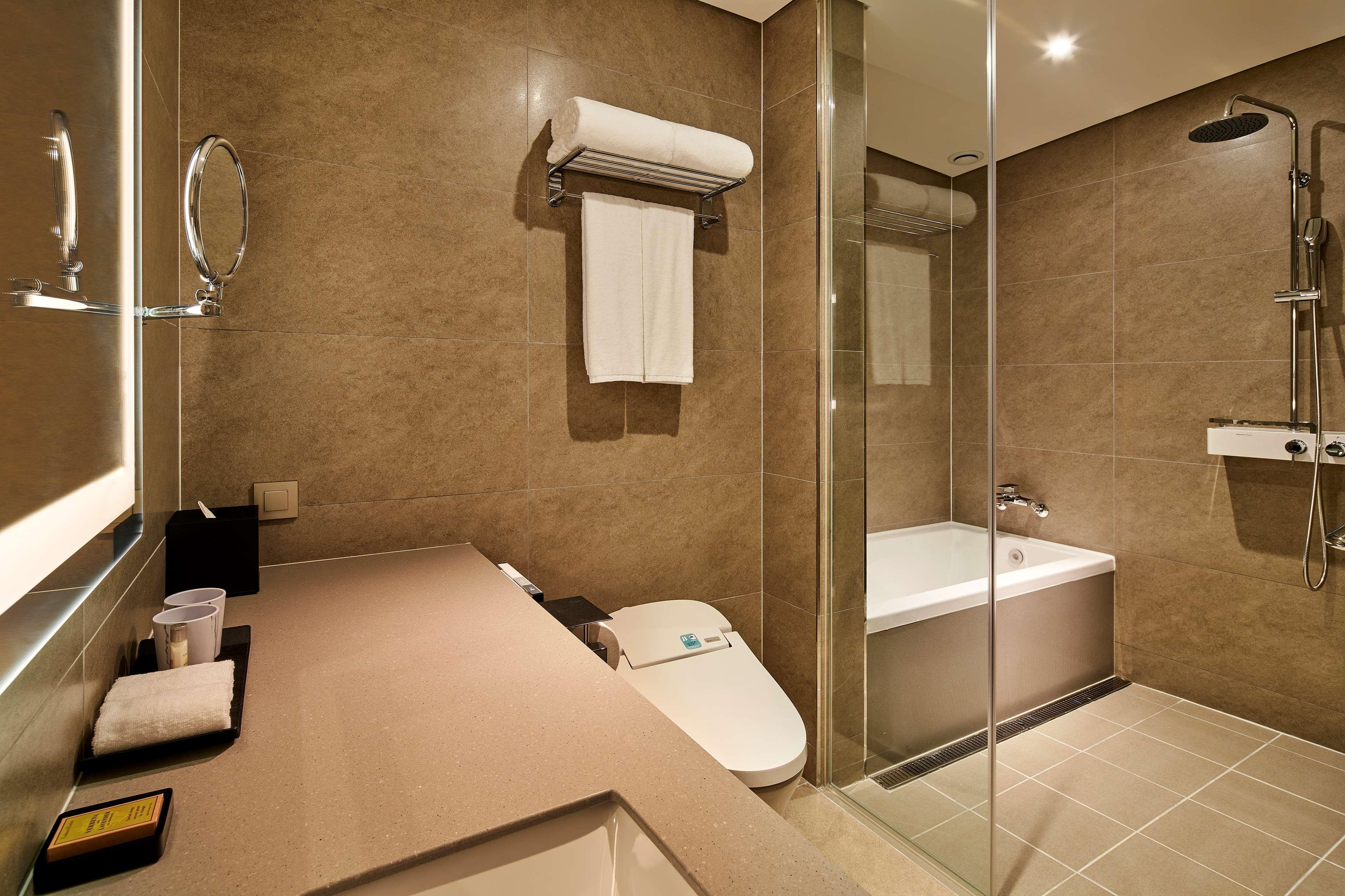 Hilton Garden Inn Seoul Gangnam Ngoại thất bức ảnh