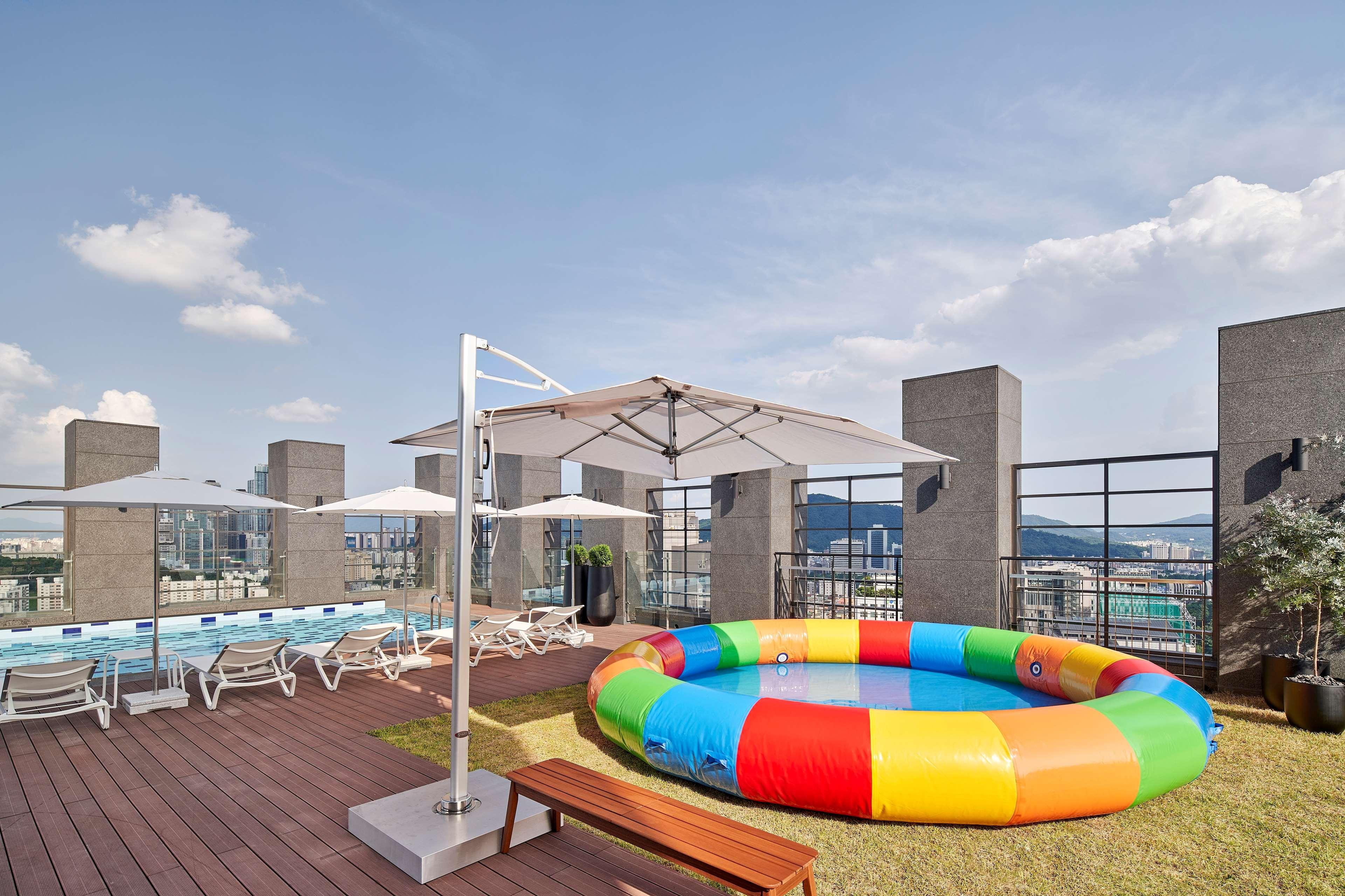 Hilton Garden Inn Seoul Gangnam Ngoại thất bức ảnh