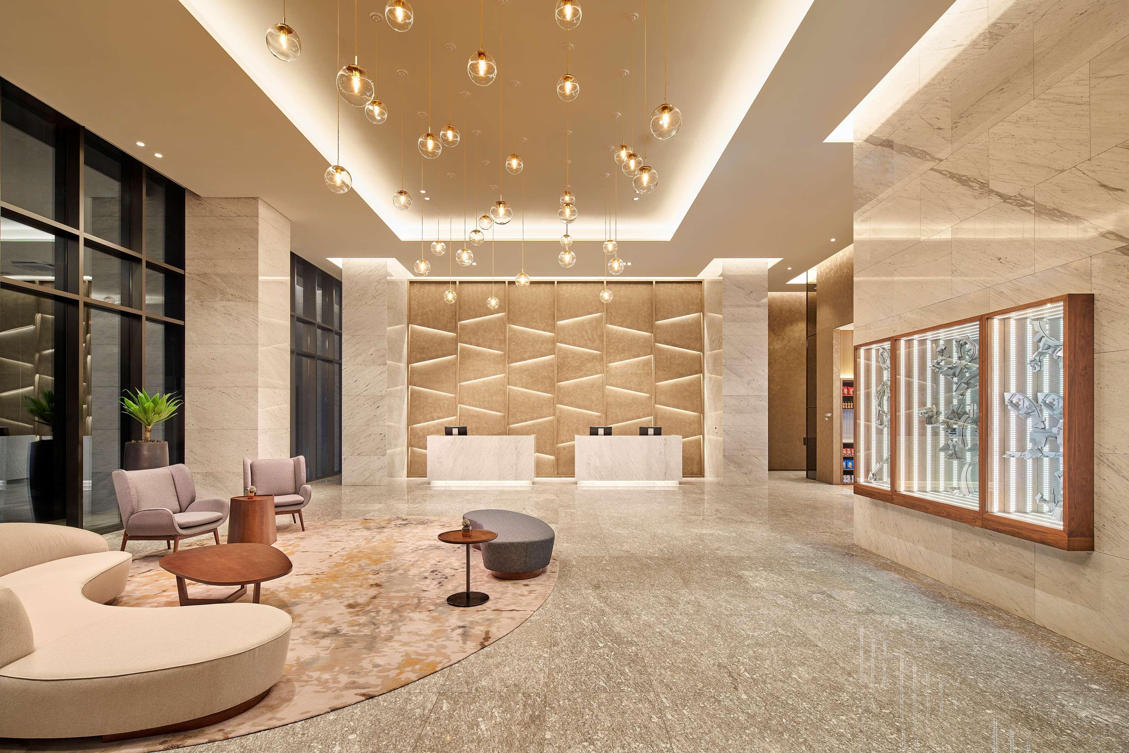 Hilton Garden Inn Seoul Gangnam Ngoại thất bức ảnh