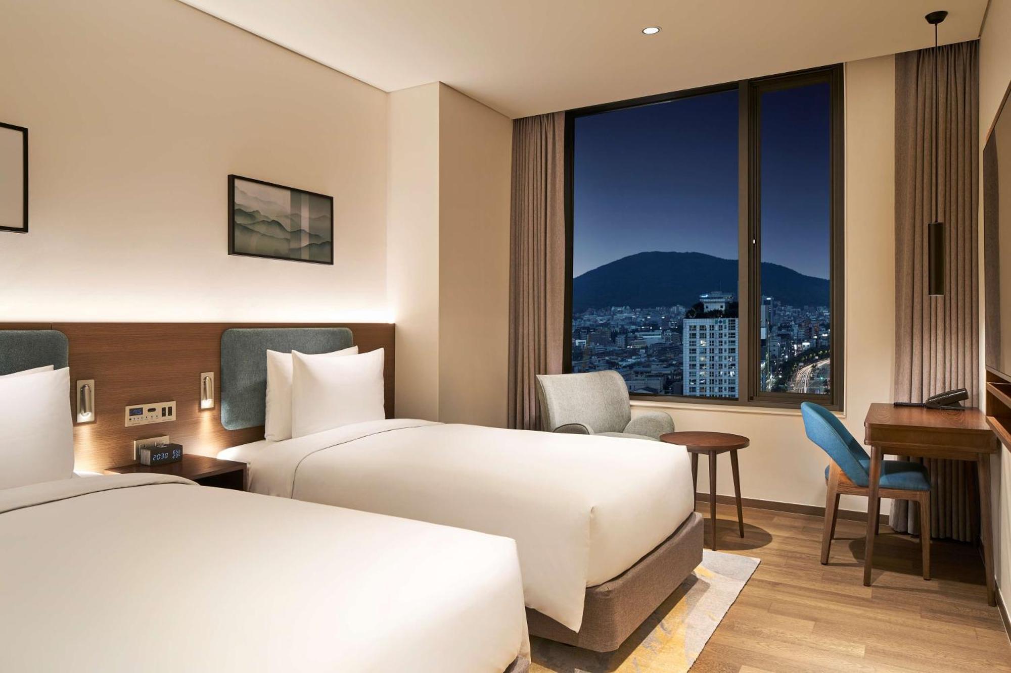 Hilton Garden Inn Seoul Gangnam Ngoại thất bức ảnh