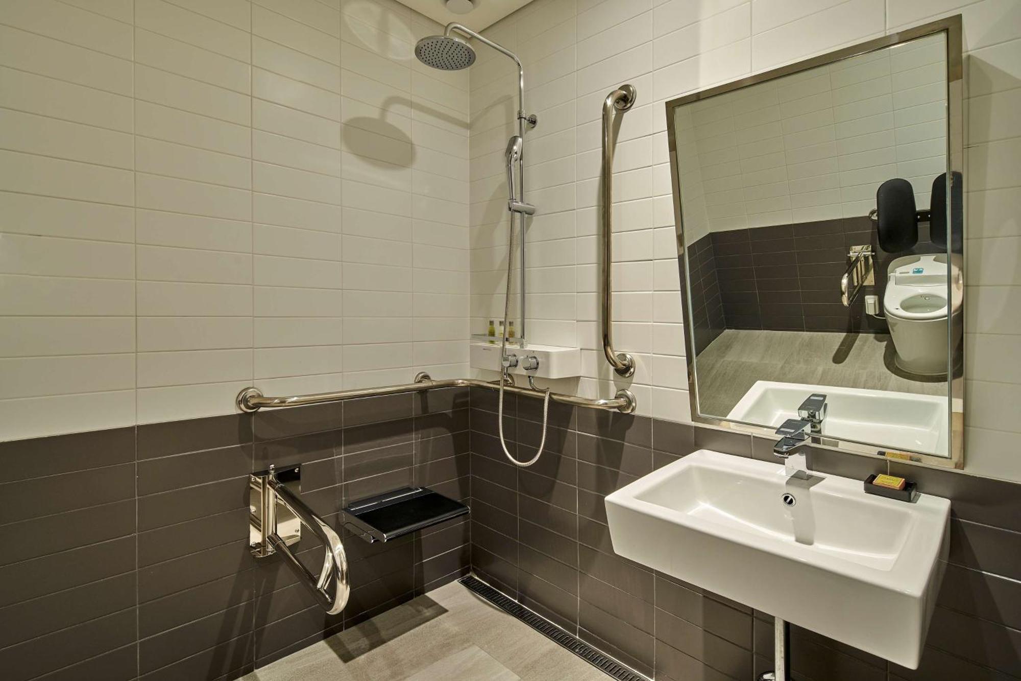Hilton Garden Inn Seoul Gangnam Ngoại thất bức ảnh